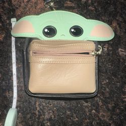 Disney Star Wars Loungefly The Child Mandalorian Baby Yoda Wristlet Belt Bag