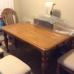 Vintage Elegant! Solid Wood Dining set - Table + Leaf + 4 chairs - Very Strong And Sturdy