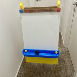 Melissa & Doug Kids Children’s Deluxe Wooden Standing Art Easel with Dry-Erase Board + Chalkboard