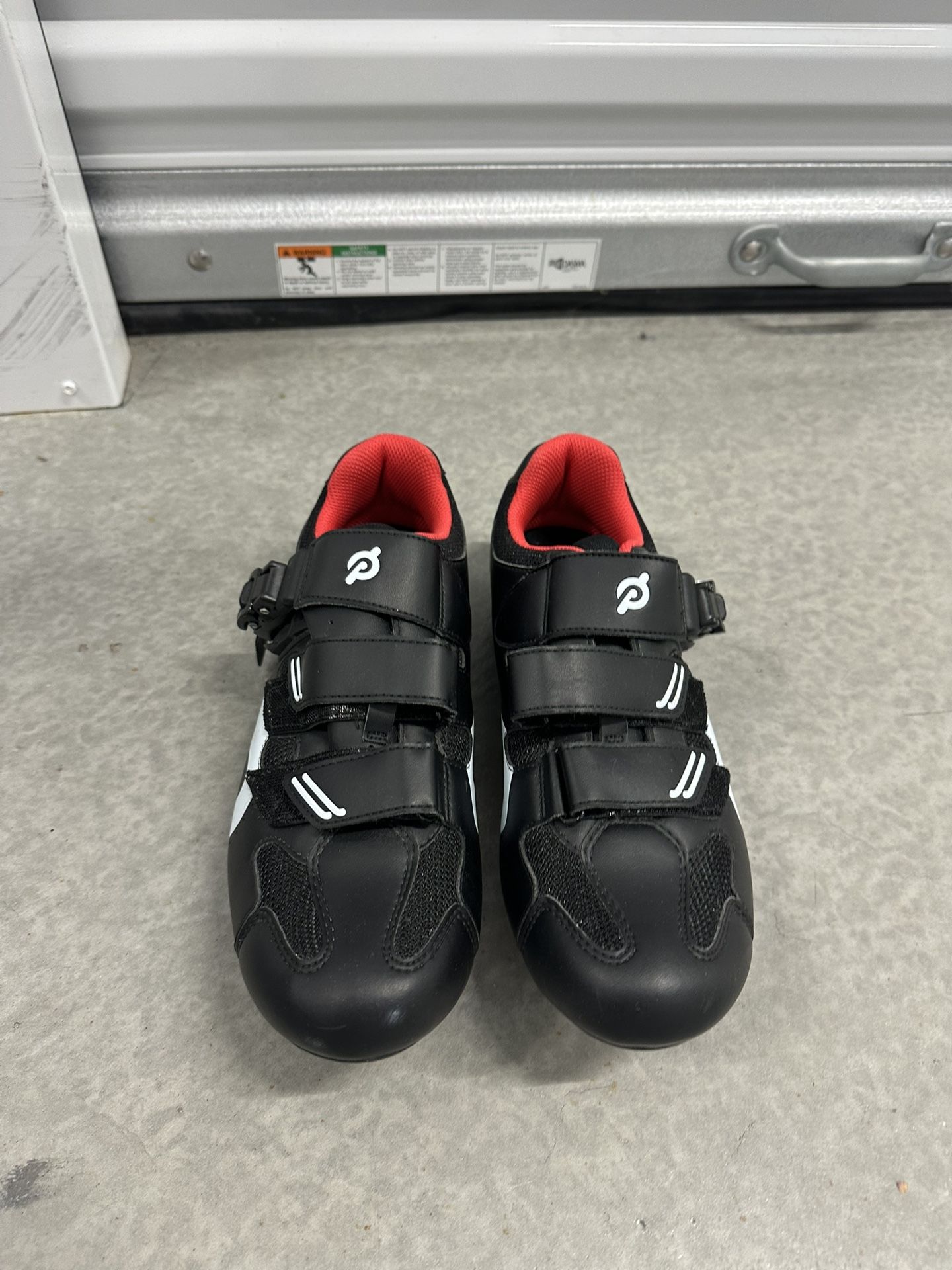 Peloton Shoes Size 42 (men’s 9 Women’s 10.5)