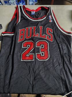 Micheal Jordan Bulls Size 52