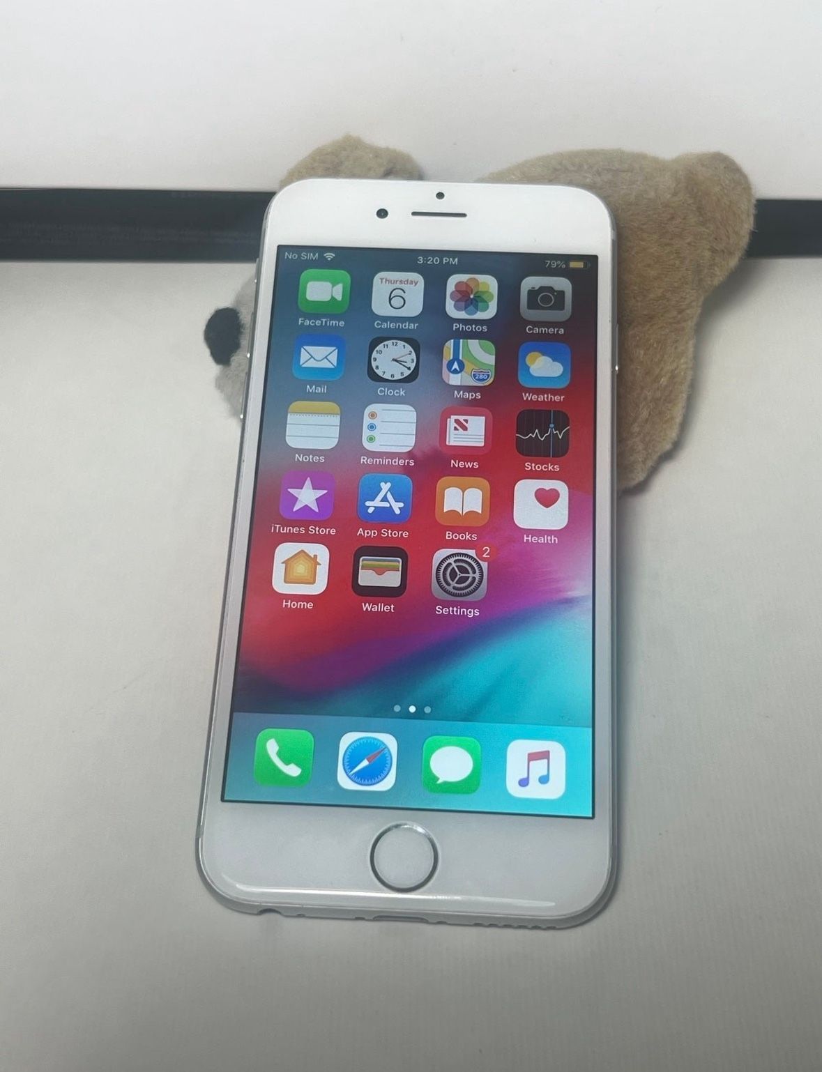 iPhone 6 16gb Silver FULLY UNLOCKED