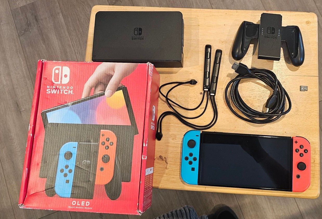 Nintendo Switch Oled Bundle