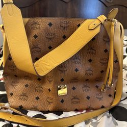 MCM , Visetos Medium Klara Hobo Cognac Yellow