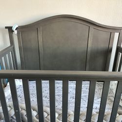 Baby Crib 