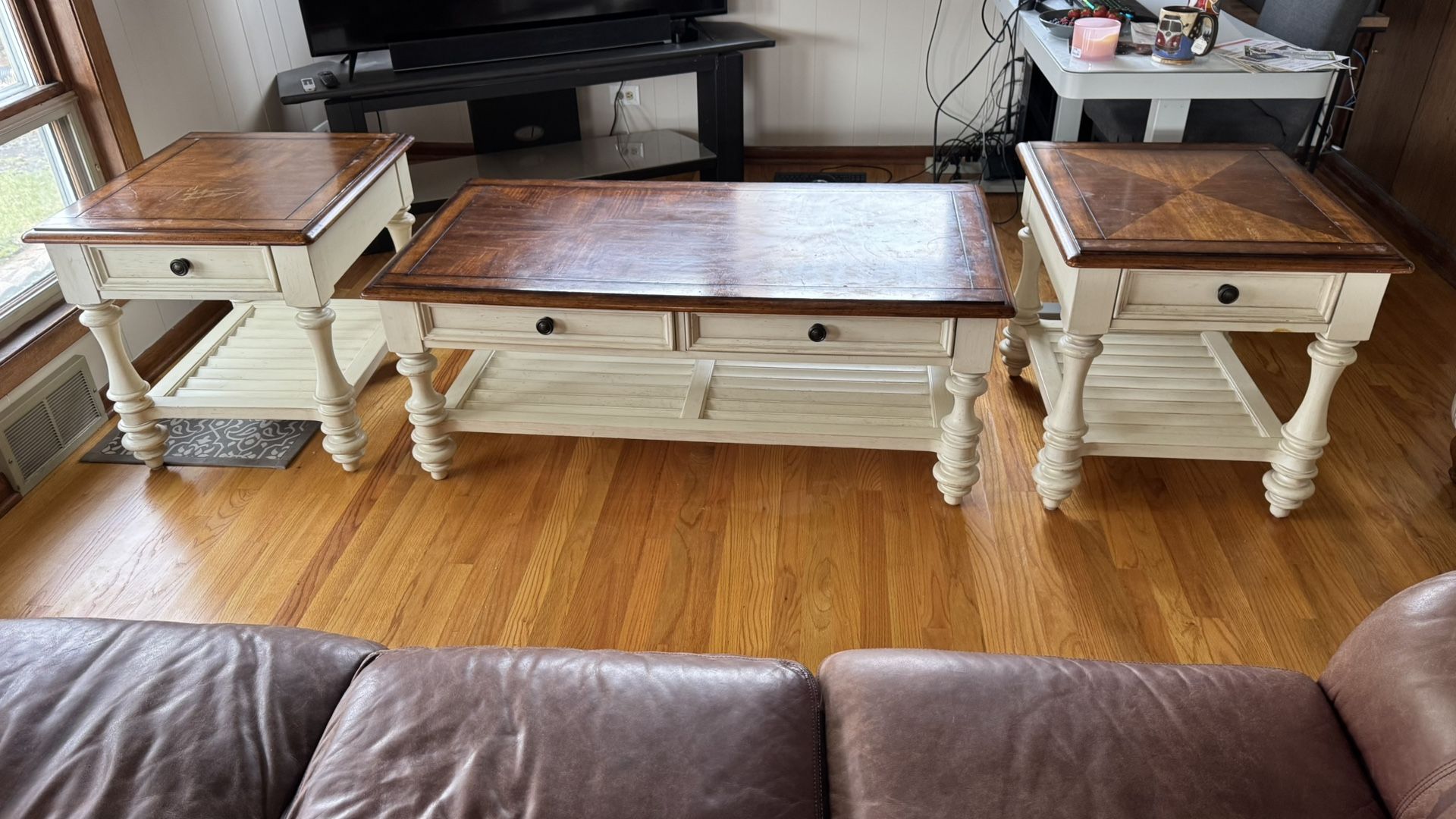 Havertys Coffee Table, Console Table And End Tables - Distressed 