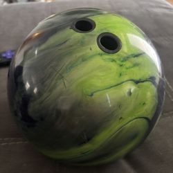 Motiv Forge Bowing Ball