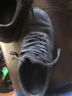 Black nike shoes