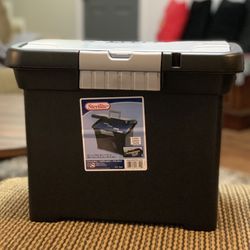 Sterilite Portable file box