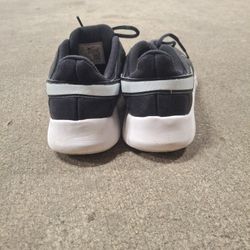 Women's Athletic Shose 