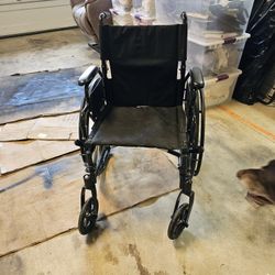 $100 OBO! ! Karman 802-DY lightweight wheelchair