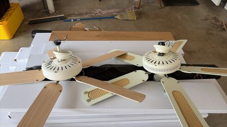 4 Ceiling fans