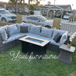 Brand New Patio Outdoor Furniture Set With Fire Pit 