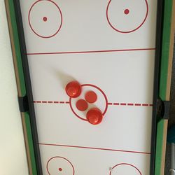 Kids play game table (NOT FREE)