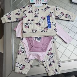 Disney Minnie Mouse 4 Piece Set