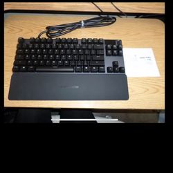 Apex Pro Tkl Gaming keyboard    PERFECT WORKING CONDITION