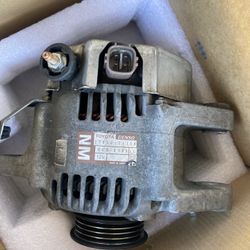 Genuine Denso  Toyota Alternator. (not Working )