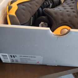 Air Jordan 13 Class Of 2002 Size 11.5