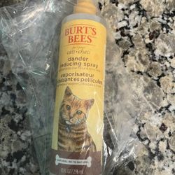 Burt’s Bees Dander Reducing Spray 