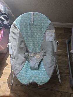 Baby Bouncer / Rocker - Gray & Teal