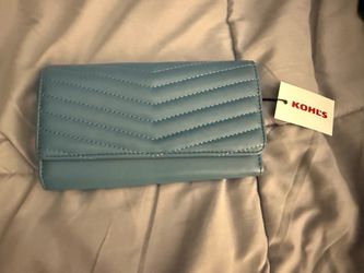 Women’s Wallet—**NEW**