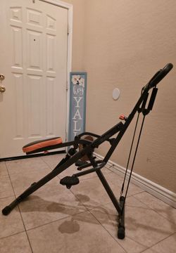 Squat machine