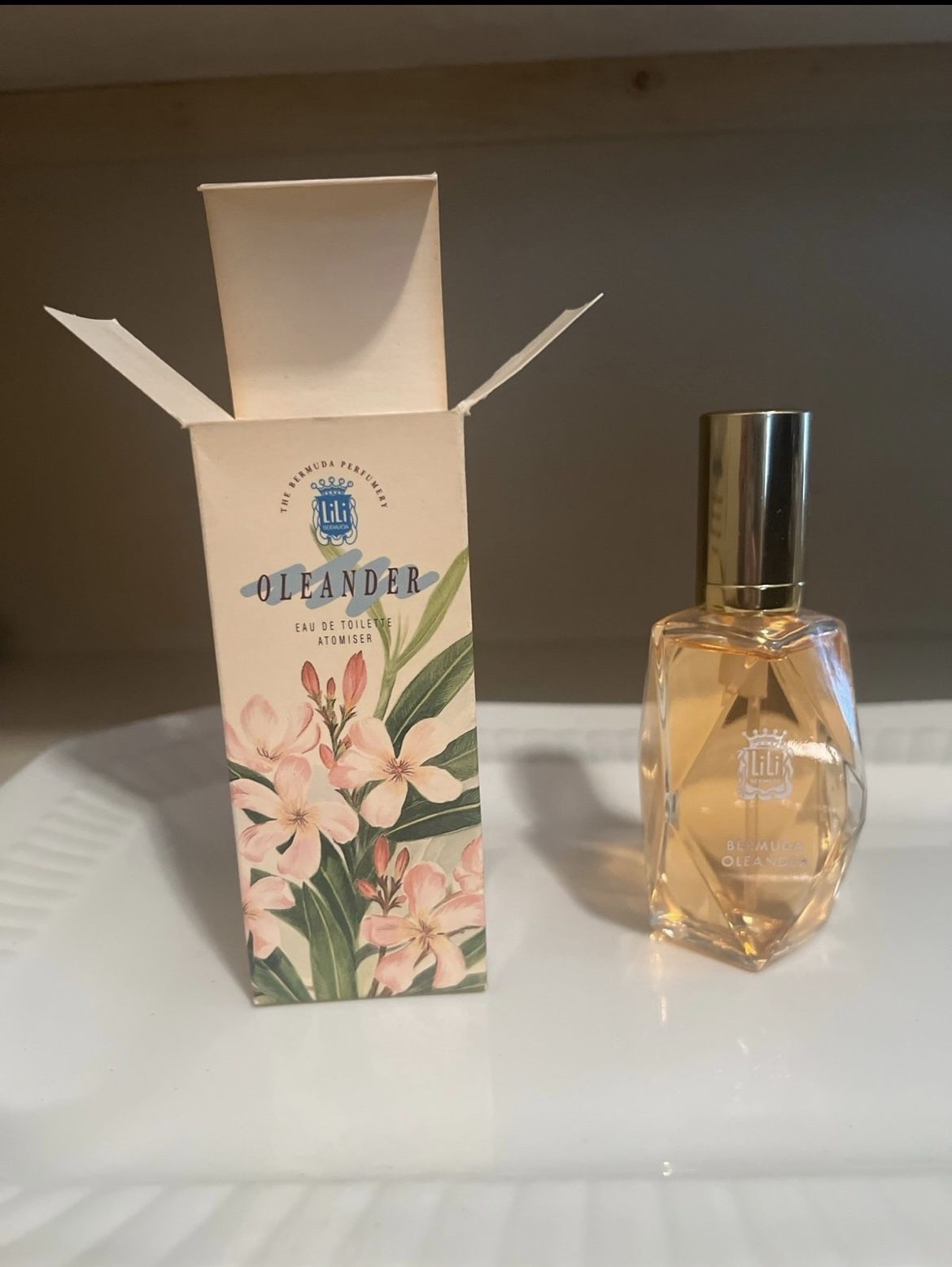 Vintage Lili Bermuda ‘Oleander’ Eau De Toilette EDT 2 Fl Oz Fragrance Spray