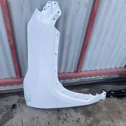 2019-2025 Toyota RAV4  Fender 