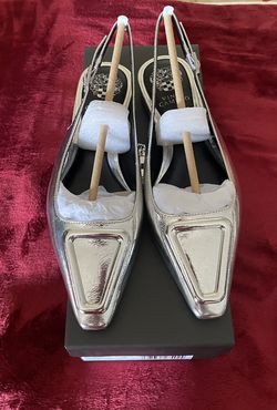 Vince Camuto silver flats 