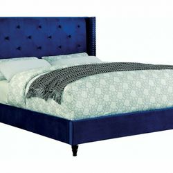KING Platform Bed New