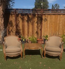 Vintage Louis XV Bergeres Pairs