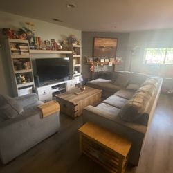 Altari Right-Arm Facing Sofa + Chaise 