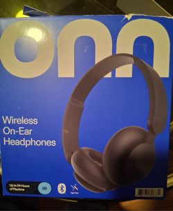 Onn Wireless On Ear Headphones New Condition 