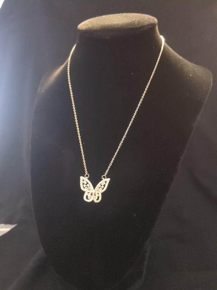 Jeweld Butterfly 18k White Gold Plated Stainless Steel Necklace 16+2 Length