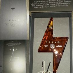TESLA - COLLECTION ITEM