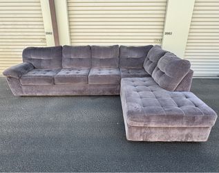 Gray Living Spaces Sectional (WILL DELIVER)