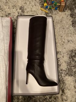 Vince Camutto Boots - BRAND NEW!!! Size 7.5