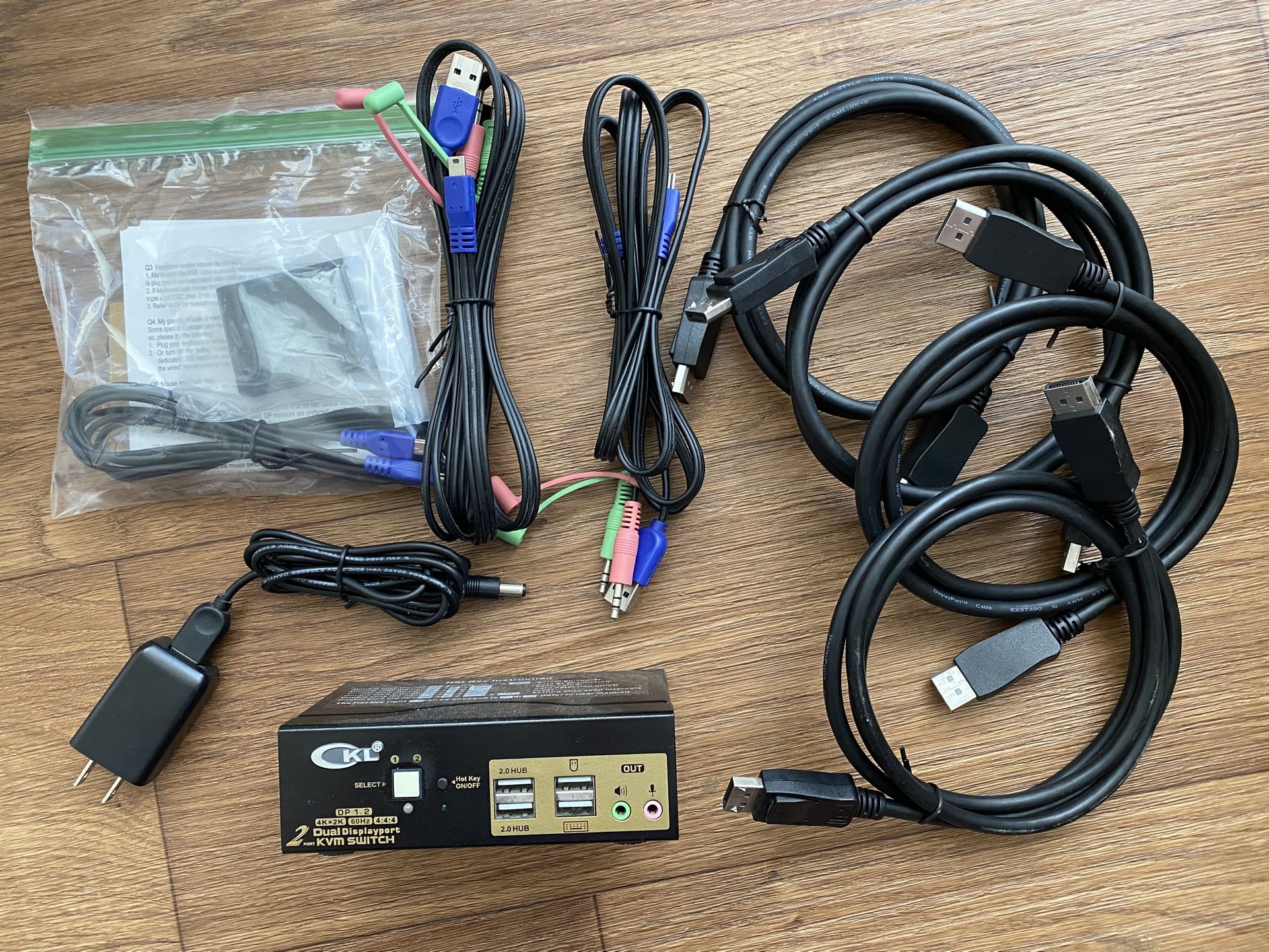 CKL KVM Switch Dual Monitor DisplayPort 