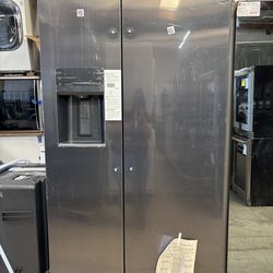 New! Frigidaire Gallery 36”Side by Side Refrigerator