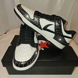 Indigo studios  Size 9.5M