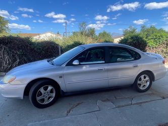 2003 ford Taurus