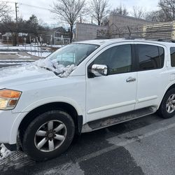 2011 Nissan Armada
