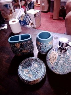 Mosaic Glass Bathroom Accessory Set