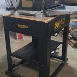 Dewalt Thickness Planner 