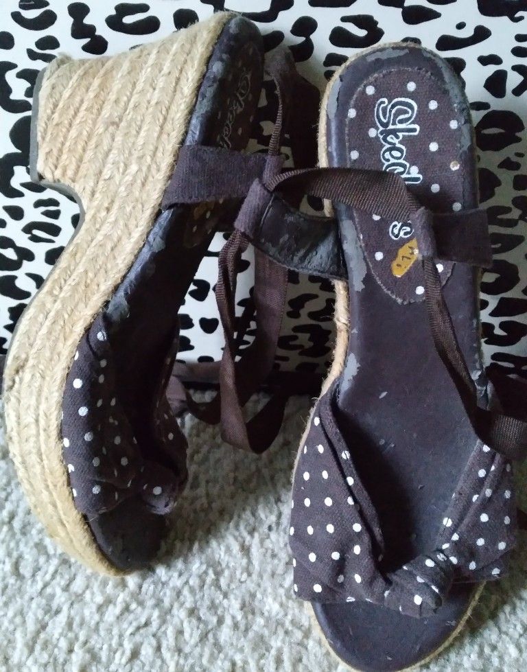 Ladies Skechers Wedges Size 6