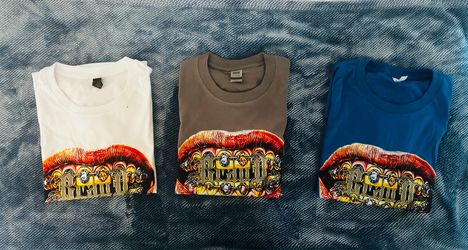 Graphic tee shirts