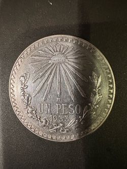 1933 Mexican silver un peso