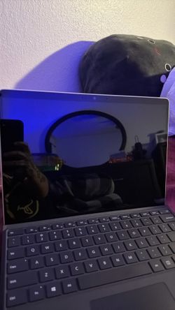 Microsoft surface pro 8