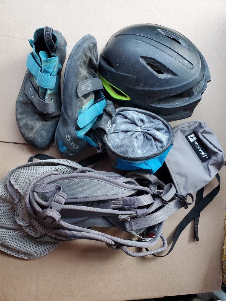 Bag Of Rock Climbing Gear $60