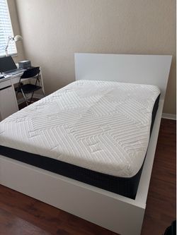 IKEA White Bedroom Set full size